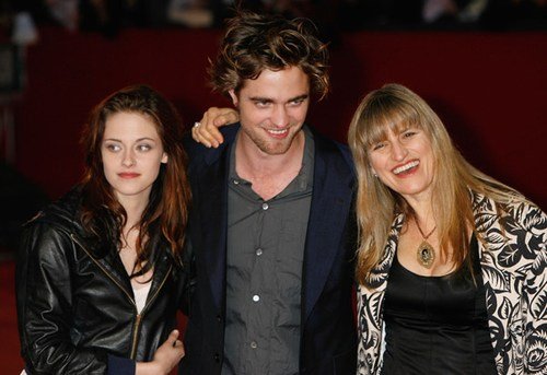 Кэтрин Хардвик подтвердила роман Кристен и Роберта Robert_pattinson_and_kristen_stewart_462ae95b